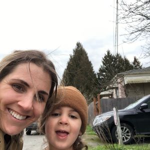 Meet your Posher, Courtney